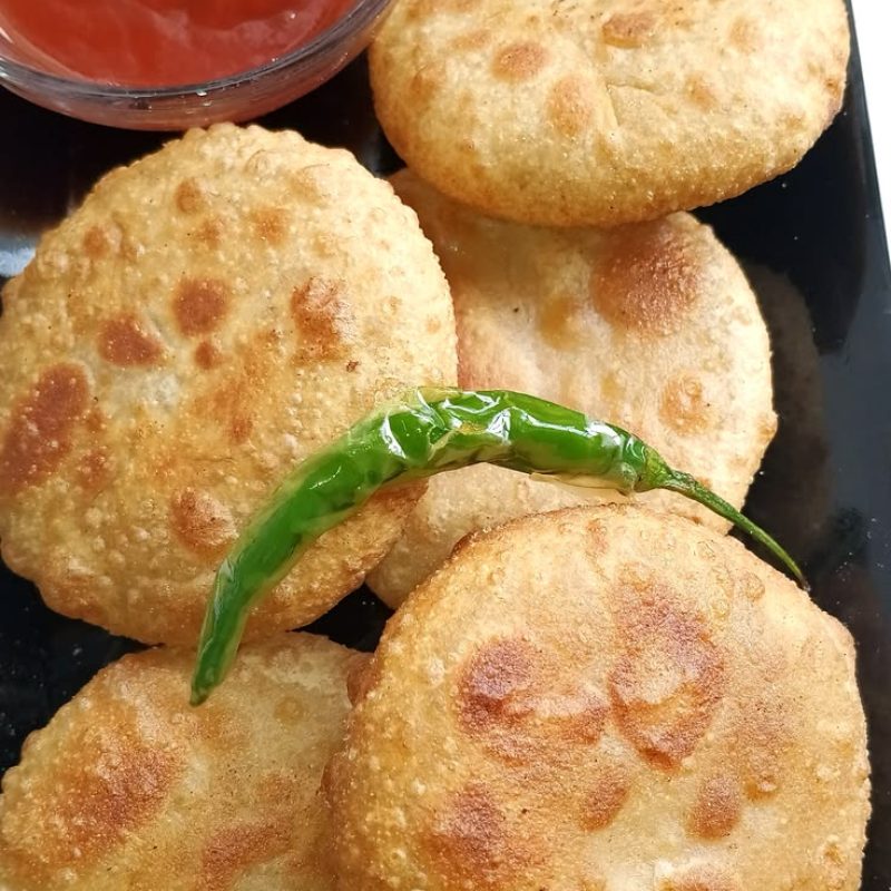 Kachori ( masoor dal_red lentil kachori)